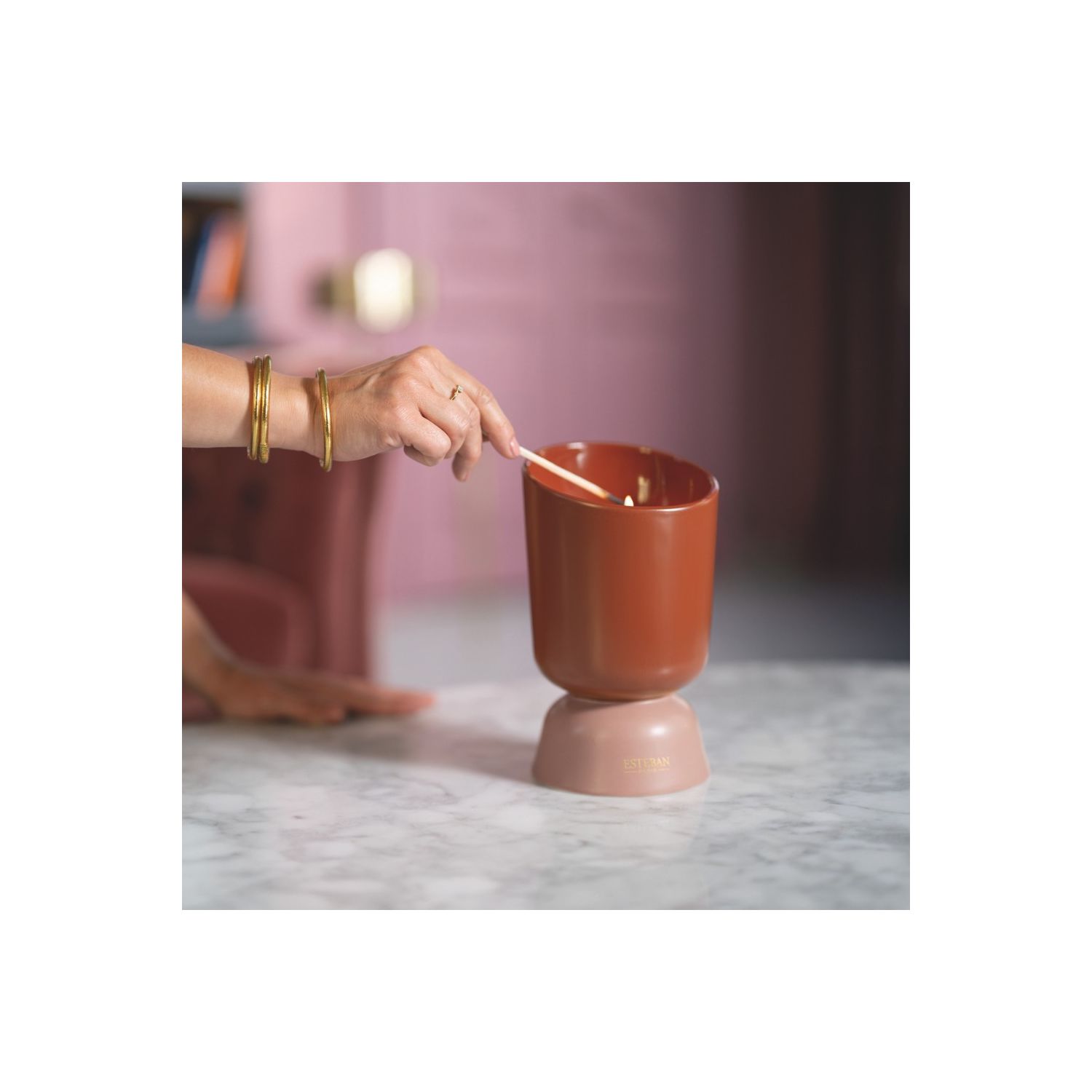 BOUGIE PARFUMEE ICONIC COLOR RECHARGEABLE 220G IRIS CACHEMIRE 3