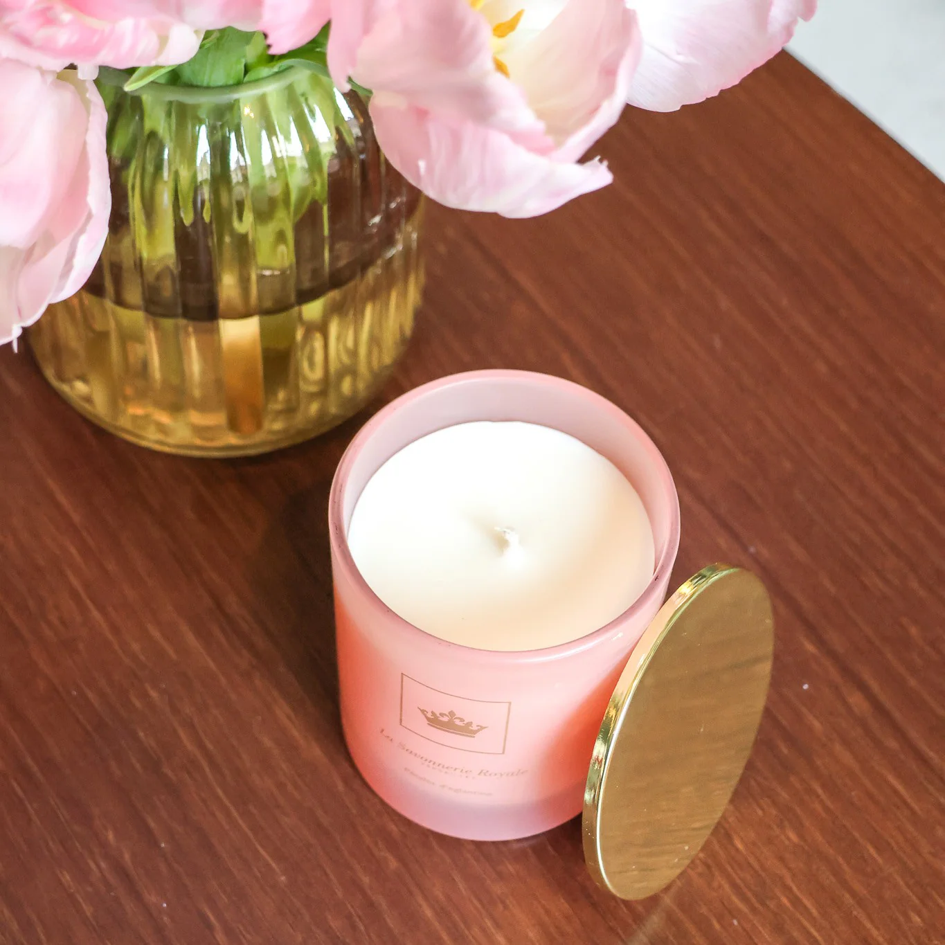 Bougie parfumée Pétales d'églantine - Collection Colorée  4