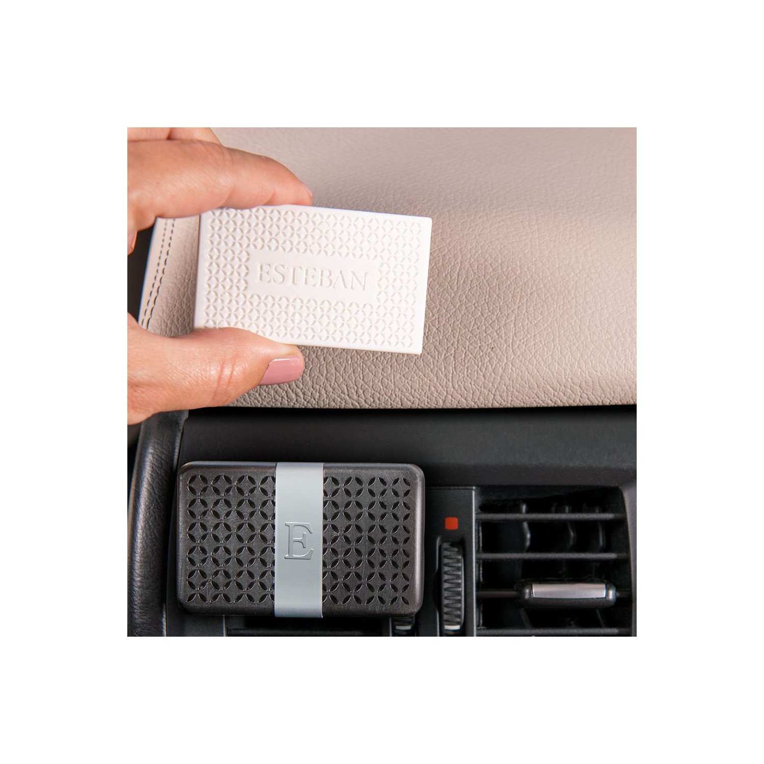 Recharge Ambre pour diffuseur de voiture & Pochette à parfum 2