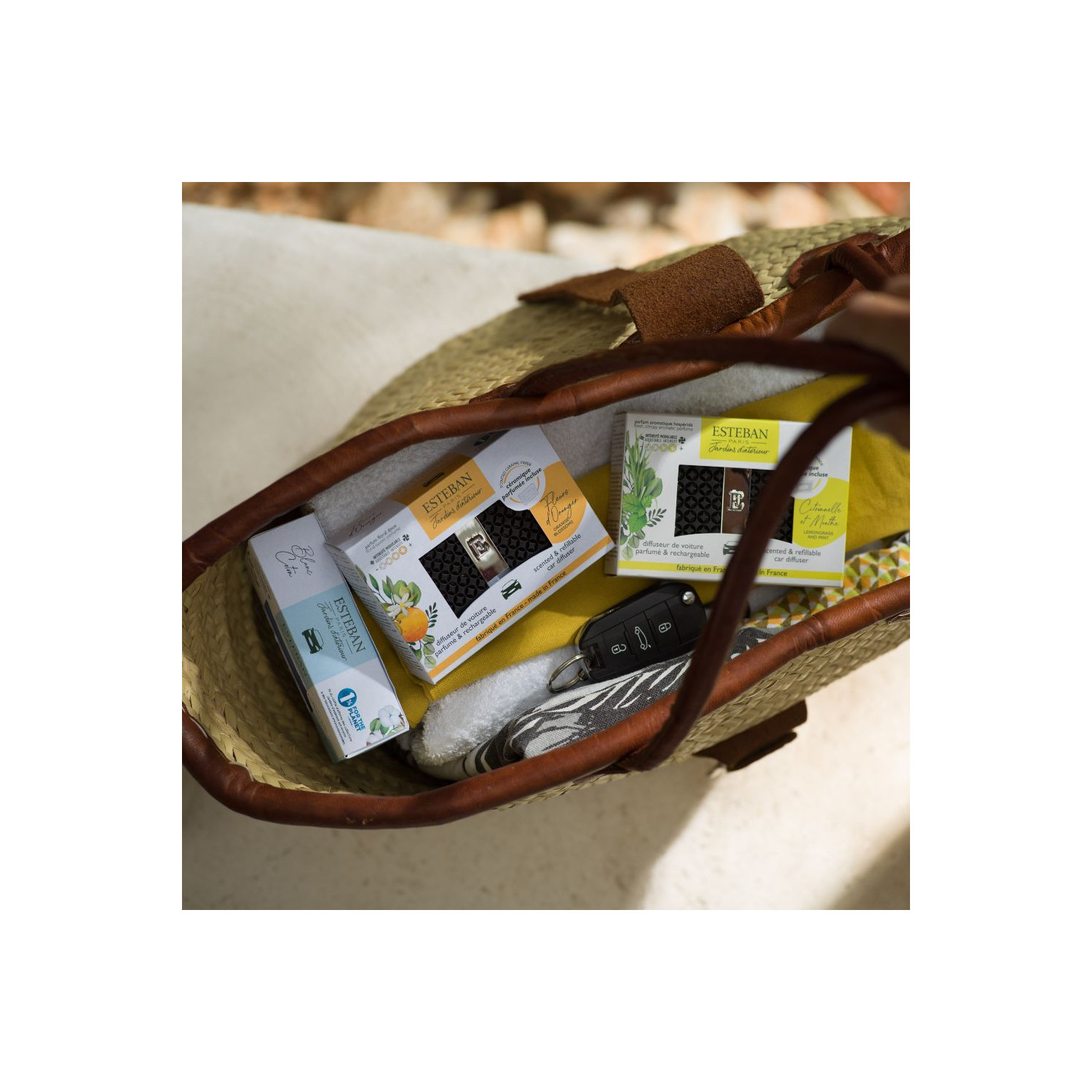 Recharge Fleurs d'Oranger pour voiture et pochette 3